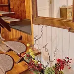 Cafe Pension Leopoldine Bed & Breakfast