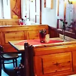 Cafe Pension Leopoldine *