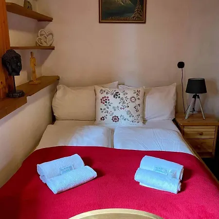 Cafe Pension Leopoldine Bed & Breakfast