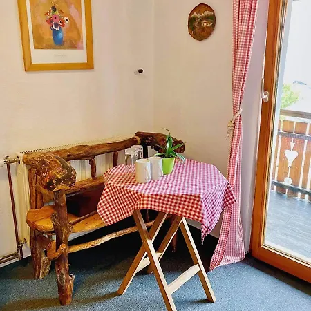 Cafe Leopoldine Oda ve Kahvaltı