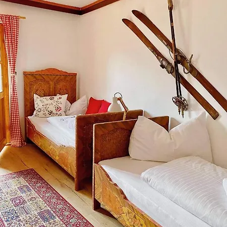 Cafe Pension Leopoldine Bed & Breakfast *