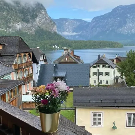 Oda ve Kahvaltı Cafe Leopoldine Hallstatt