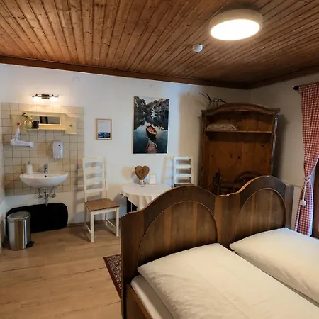 Bed & Breakfast Cafe Pension Leopoldine
