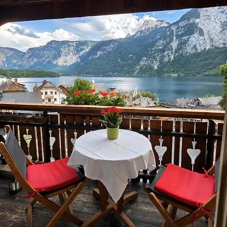Cafe Pension Leopoldine Bed & Breakfast Hallstatt