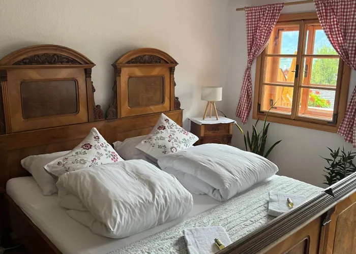 Pension Leopoldine Bed & Breakfast *