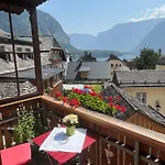 Cafe Pension Leopoldine Bed & Breakfast