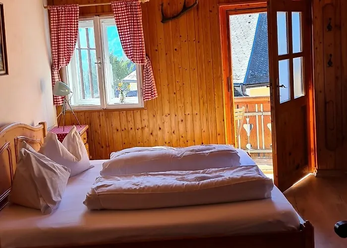 Bed & Breakfast Pension Leopoldine Hallstatt
