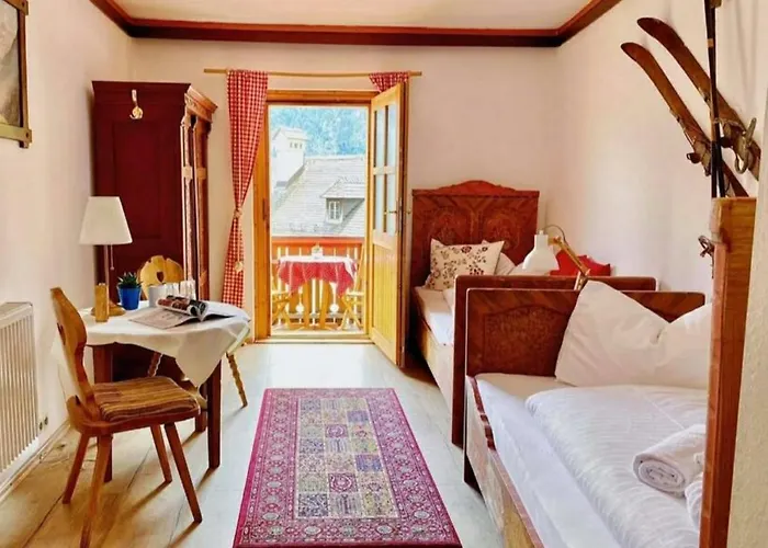 Bed & Breakfast Pension Leopoldine Hallstatt